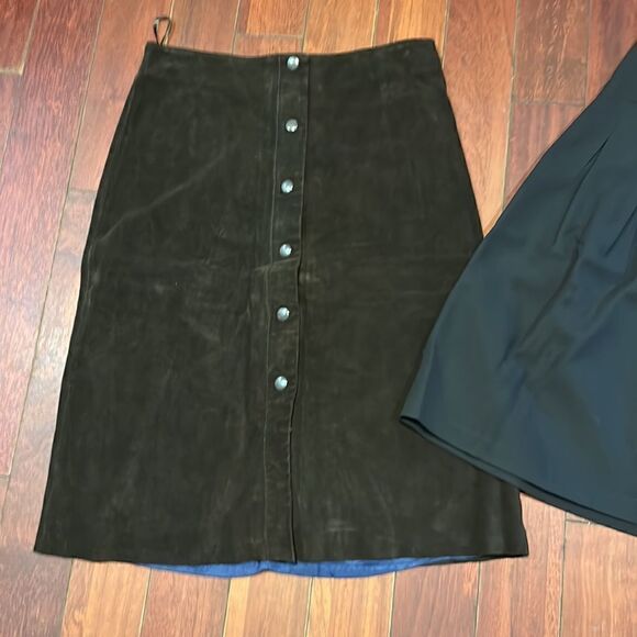 Banana Republic Skirts  - Picture 2 of 5